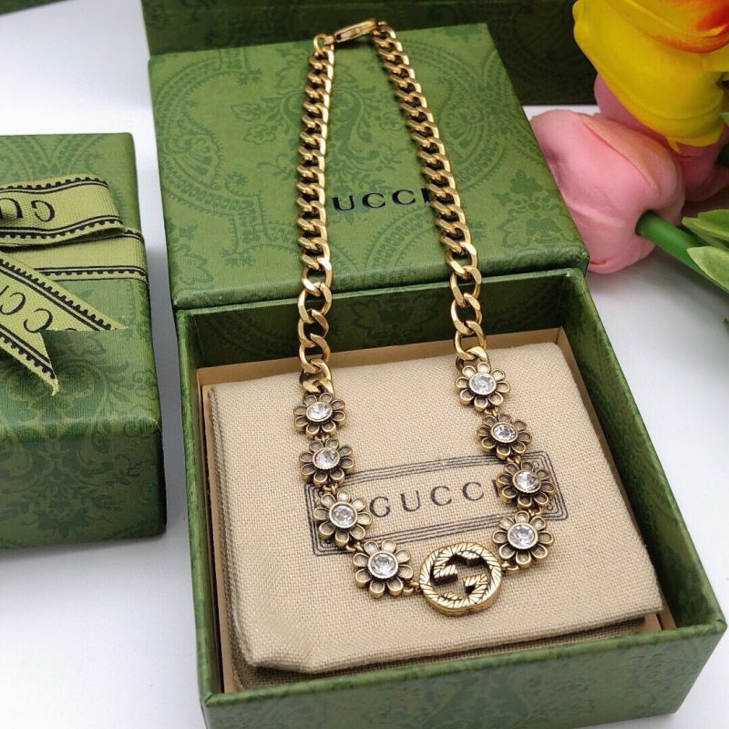 Gucci Fashion necklace
