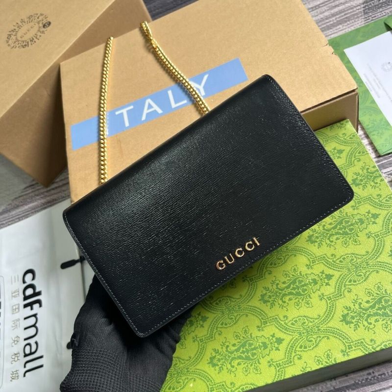 Gucci Chain Wallet 